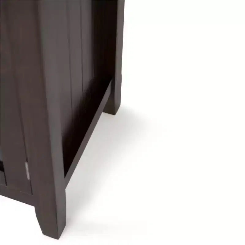 Meuble bas de rangement « Normandy » Brunette Brown, 35 po : Style transitionnel, portes vitrées, étagères réglables