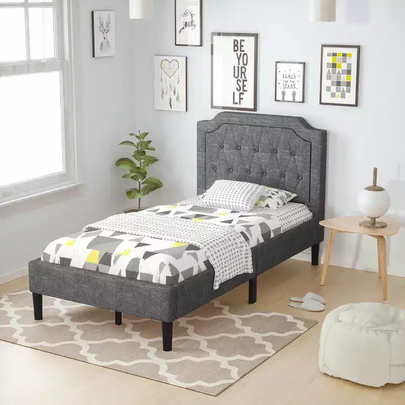 Cadre de lit plateforme simple capitonné avec tête de lit en lin et sommier, Gris
